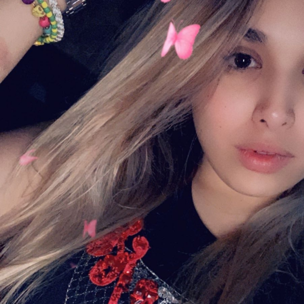 Meet your Posher, Connie